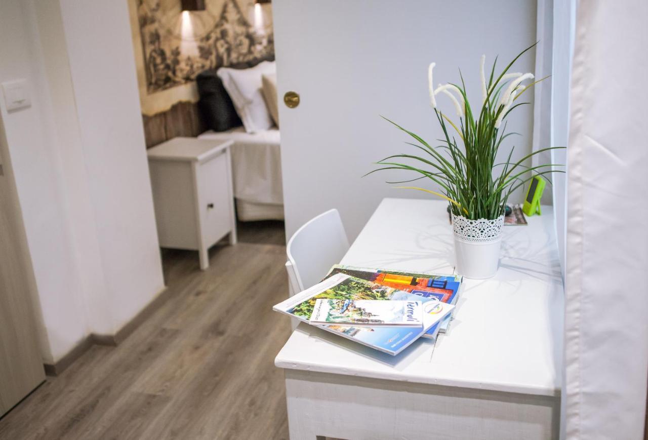 Venere Rooms Термолі Екстер'єр фото